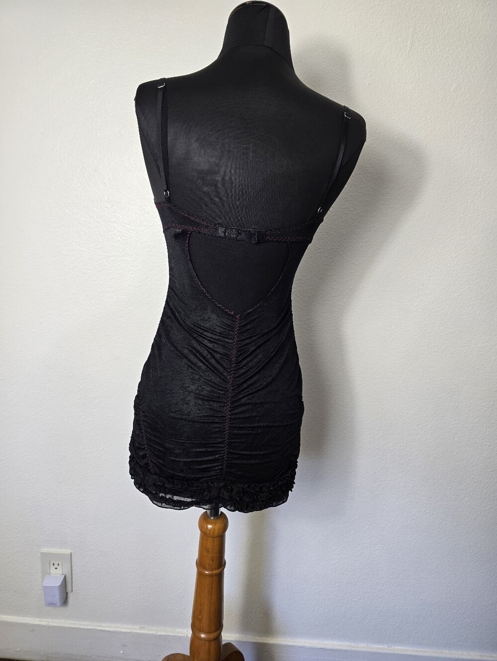 Victoria's Secret Black Chemise with Red Bow Detail - Picture 2 of 5